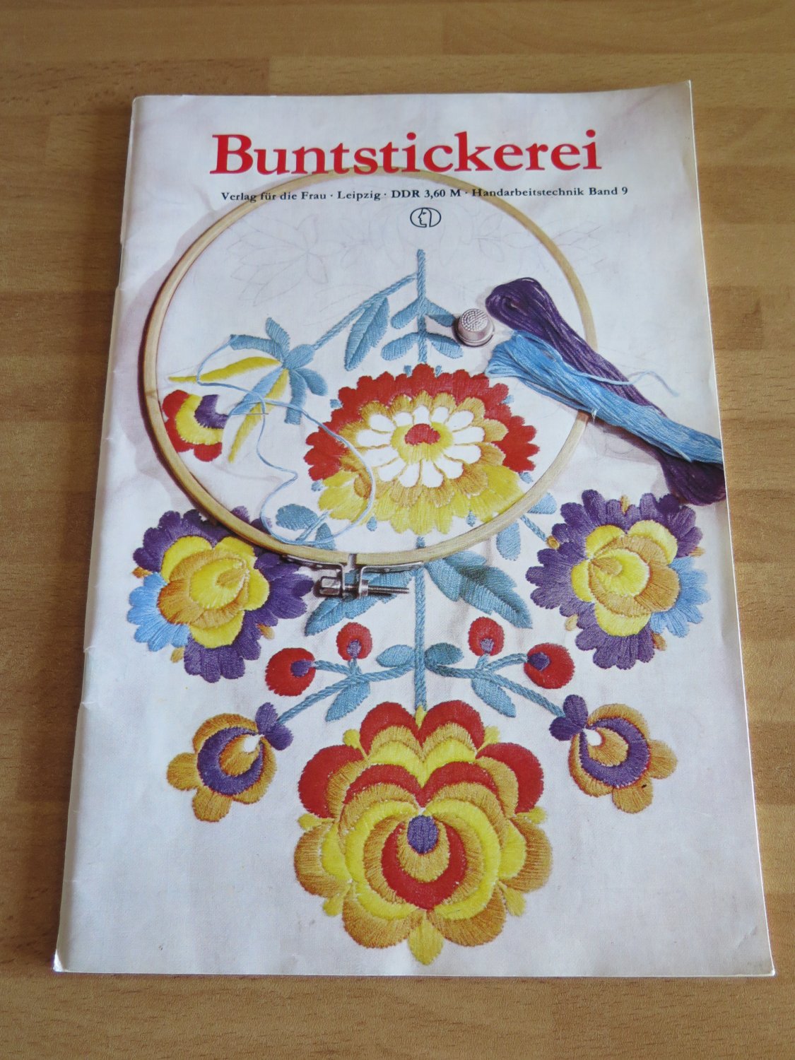 Sticken Stickerei 4 Handarbeitshefte zum Thema Sticken …“ (Verlag 